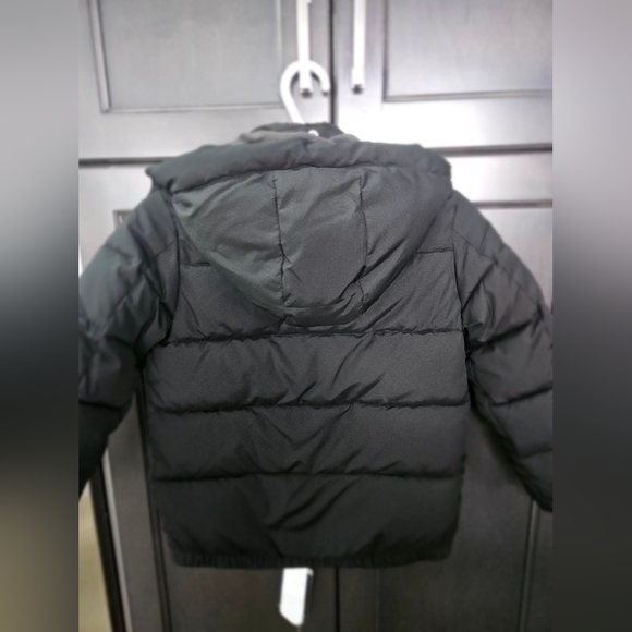 Gap age 6 to 7 Puffer - Picture 4 of 8